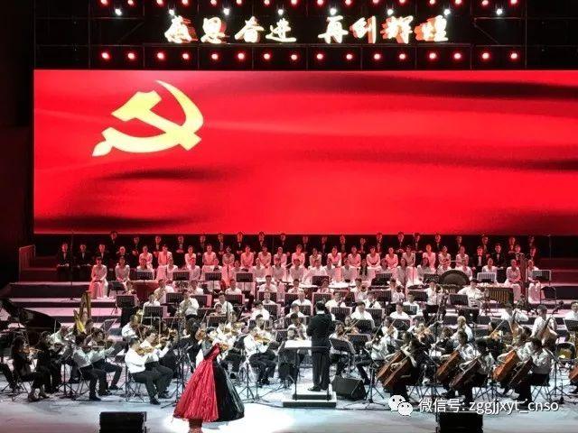 给青春女孩上色